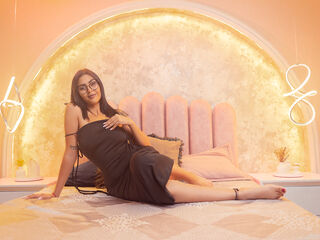 adult chatroom AishaCarpenter