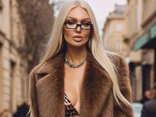 bedroom webcam AlexaBesten