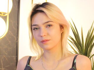 camgirl pic AlysiaBennet