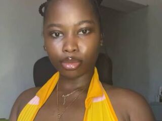 naked camgirl masturbating with dildo CaramelDaisy