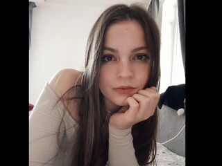 hot cam girl fingering shaved pussy ErynBjornstrom