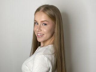 camgirl GinetteHartzheim