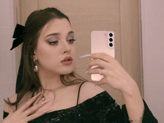 web cam chat KaisaJenner