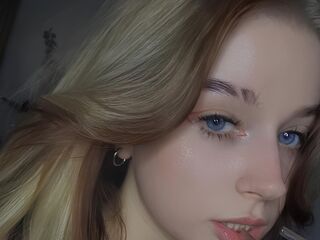hot cam girl spreading pussy MarisolNiang