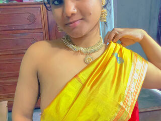 webcamgirl livesex Sejuti