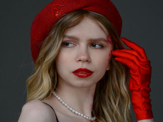 masturbating girl UnataMigdel