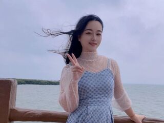 camgirl showing tits feier