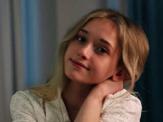 camwhore DorisCounsell