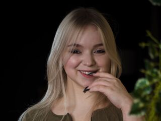 beautiful girl LizbethGodbold