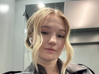 naked cam girl photo PortiaFukushima