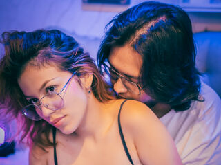 couple shaving pussy JackandEmyly