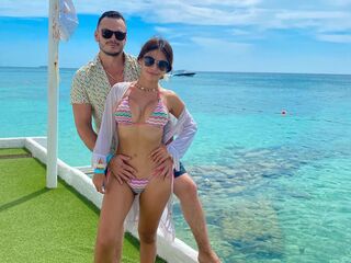 adult couple cam sex LyndaAndAntony