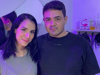 naked webcamcouple NicoleAndCamilo