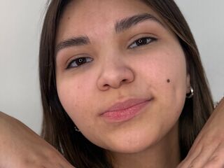 cam chat AdriaKunstlinger