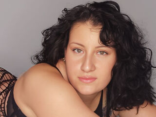 chat live cam AlessandraDiRoss