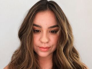 cam slut chat AlexandraThornt