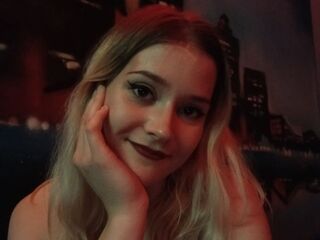 cam girl masturbating with sextoy AlisLinn