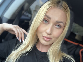 jasmin video chat AmaFox