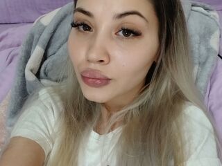 adult chat room AmiraAida