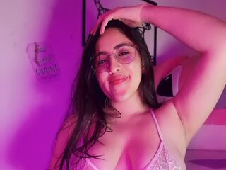 chat AmyVele