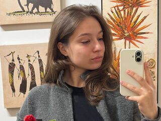 camwhore shaved pussy AnnaMariardi