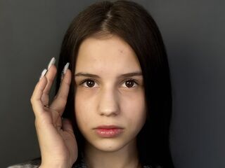 topless girl AnnetPintonin