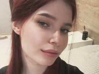 cam whore ArinaSholde