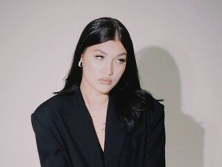 webcamgirl video chat AsiaShifman