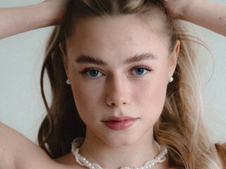 camgirl webcam sex pic BrittaniBrogren