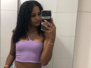 nude webcam girl CamilaHank