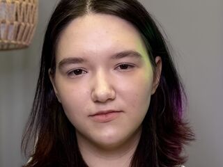 camgirl CecilleBonavita