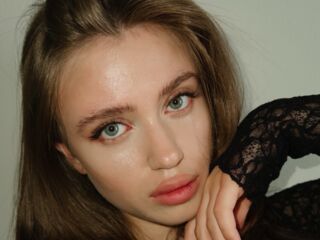 camgirl playing with sextoy ChloeSunset