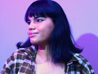 girl topless chat ChloyWallace