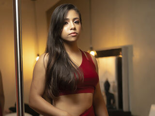 hot cam whore CloheBell