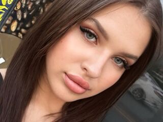nude webcam girl pic CoraLennox