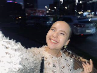 camwhore spreading pussy CristinAuslander