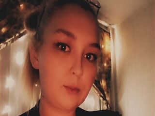 camgirl live porn CrystalSins