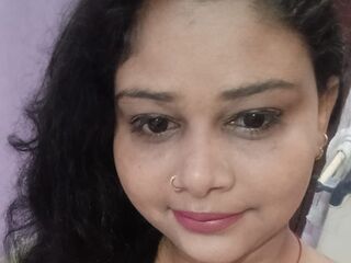 naughty CurvySoniya
