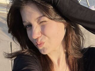beautiful girl cam DeloisHaydon