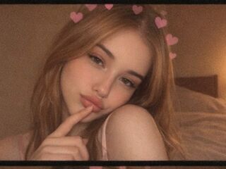 naked camgirl fingering pussy ElaraWinslow