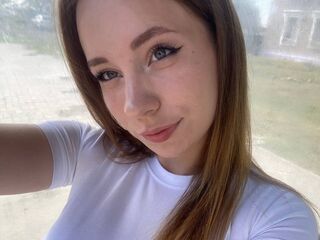 free sexcam ElowenStar