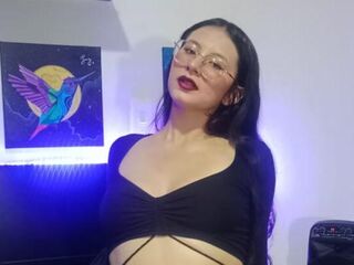 free live cam EmberCullen