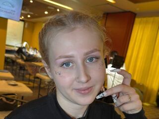 sexy live webcam girl EmelinaKrider