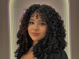 girl shaving pussy EmilyJey