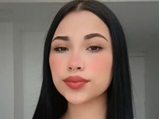 cam girl masturbating with dildo EmilyMorrison