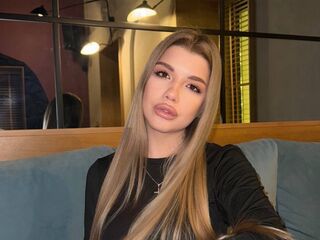 nude webcam girl picture EmmyRamsdell