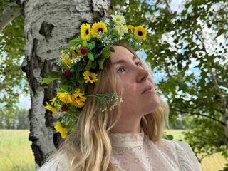 webcam babe EstaCutchin