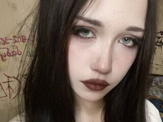 masturbating cam girl EtheleneKatra