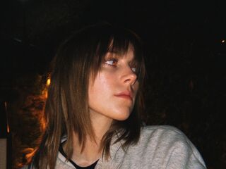 naked girl with cam masturbating EvelinDoker