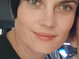 nude cam pic FarahBurn